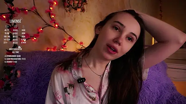 Snapshot of GillianDowdey chatting on January 17, 2026, 2:27 am GillianDowdey online show from January 17, 2026, 2:27 am