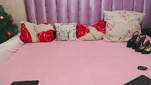 Snapshot of Cristall_Avyy chatting on January 31, 2025, 8:43 am Cristall Avyy online show from January 31, 2025, 8:43 am