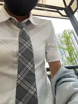 Snapshot of moneymaker_taipei chatting on October 1, 2025, 6:19 am moneymaker taipei online show from October 1, 2025, 6:19 am