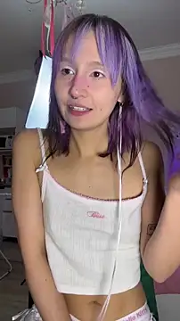 bigbabykiki online show from February 11, 2026, 4:39 am