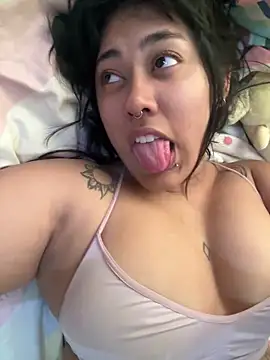 Snapshot of pawmistry chatting on February 6, 2026, 6:44 pm pawmistry online show from February 6, 2026, 6:44 pm