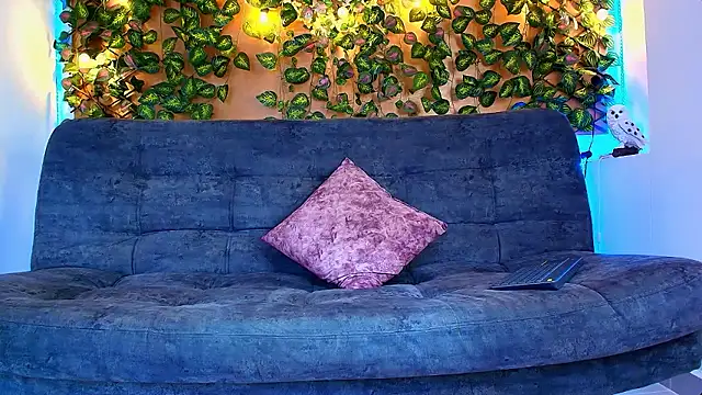 alexander collin02 online show from January 16, 2026, 12:31 pm