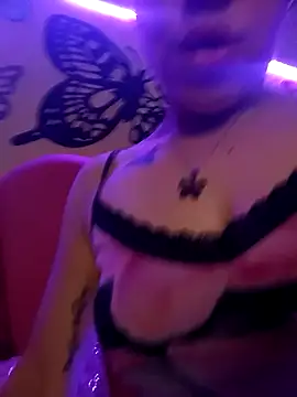 Snapshot of mariposapontiak420 chatting on October 10, 2025, 5:39 am mariposapontiak420 online show from October 10, 2025, 5:39 am