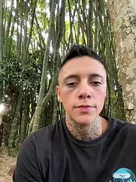 Snapshot of _PhillipBrown chatting on December 12, 2024, 9:26 pm PhillipBrown online show from December 12, 2024, 9:26 pm