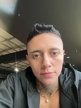 Snapshot of _PhillipBrown chatting on January 23, 2025, 12:09 pm PhillipBrown online show from January 23, 2025, 12:09 pm