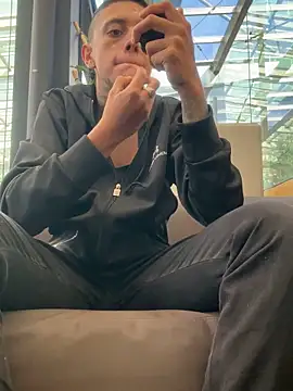 Snapshot of _PhillipBrown chatting on February 15, 2025, 1:16 pm PhillipBrown online show from February 15, 2025, 1:16 pm