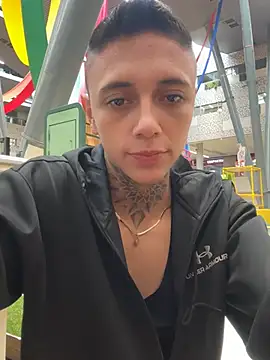 Snapshot of _PhillipBrown chatting on February 22, 2025, 12:19 pm PhillipBrown online show from February 22, 2025, 12:19 pm