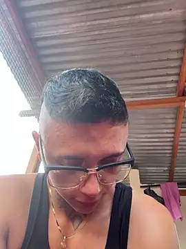 Snapshot of _PhillipBrown chatting on March 8, 2025, 9:29 pm PhillipBrown online show from March 8, 2025, 9:29 pm