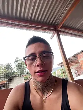 Snapshot of _PhillipBrown chatting on March 14, 2025, 3:58 pm PhillipBrown online show from March 14, 2025, 3:58 pm