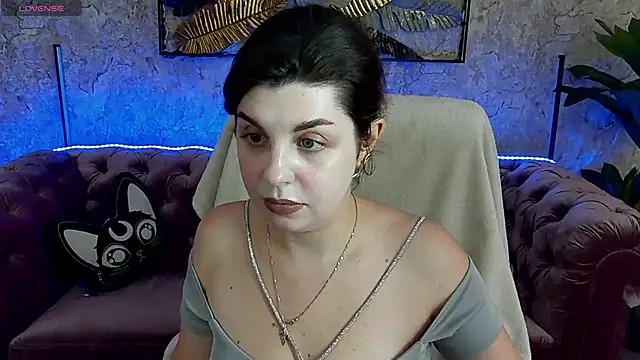 Snapshot of MirandaWong chatting on January 31, 2025, 6:35 am MirandaWong online show from January 31, 2025, 6:35 am