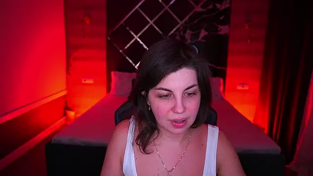 Snapshot of MirandaWong chatting on September 21, 2025, 7:15 pm MirandaWong online show from September 21, 2025, 7:15 pm