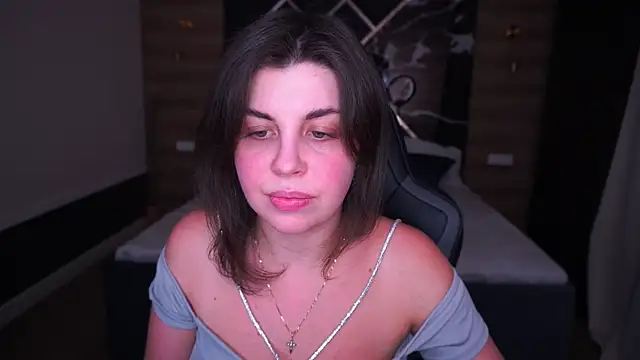 Snapshot of MirandaWong chatting on September 28, 2025, 7:41 pm MirandaWong online show from September 28, 2025, 7:41 pm