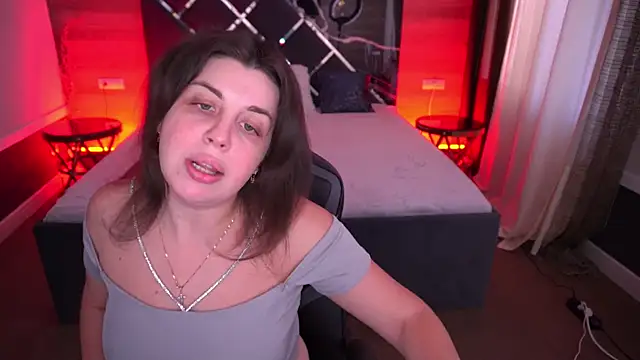 Snapshot of MirandaWong chatting on October 21, 2025, 5:52 am MirandaWong online show from October 21, 2025, 5:52 am