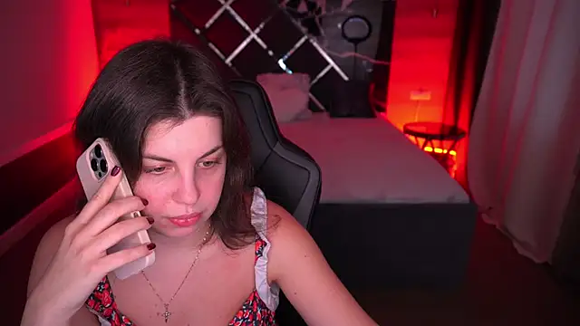 Snapshot of MirandaWong chatting on October 24, 2025, 5:26 am MirandaWong online show from October 24, 2025, 5:26 am