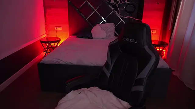 Snapshot of MirandaWong chatting on October 25, 2025, 5:15 am MirandaWong online show from October 25, 2025, 5:15 am