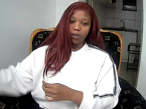 Snapshot of GoldenPussyXOXO chatting on February 14, 2026, 5:10 pm GoldenPussyXOXO online show from February 14, 2026, 5:10 pm