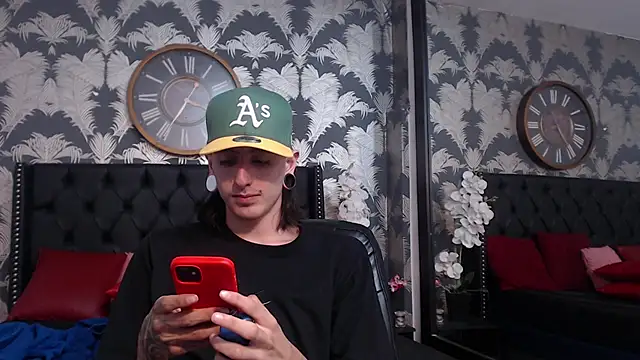 Snapshot of Matthew_Dixonn chatting on January 29, 2025, 11:46 pm Matthew Dixonn online show from January 29, 2025, 11:46 pm