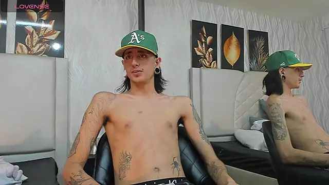 Snapshot of Matthew_Dixonn chatting on January 31, 2025, 1:22 am Matthew Dixonn online show from January 31, 2025, 1:22 am