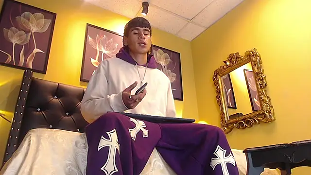 king yer online show from December 5, 2025, 4:10 am