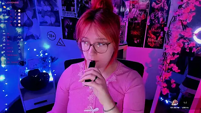 Rudy 02 online show from November 26, 2025, 9:49 pm