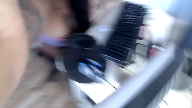 Snapshot of naomi_h1 chatting on February 18, 2026, 7:32 pm naomi h1 online show from February 18, 2026, 7:32 pm