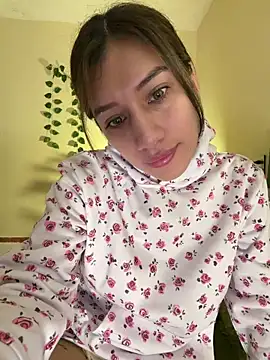 Snapshot of Bckystonee chatting on February 11, 2026, 12:32 pm Bckystonee online show from February 11, 2026, 12:32 pm