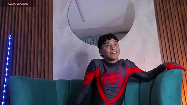 Snapshot of Austin_Cardieff chatting on January 29, 2025, 6:43 am Austin Cardieff online show from January 29, 2025, 6:43 am