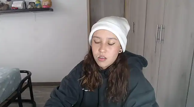 Snapshot of Skarlet_Adams28 chatting on January 9, 2025, 10:20 pm Skarlet Adams28 online show from January 9, 2025, 10:20 pm