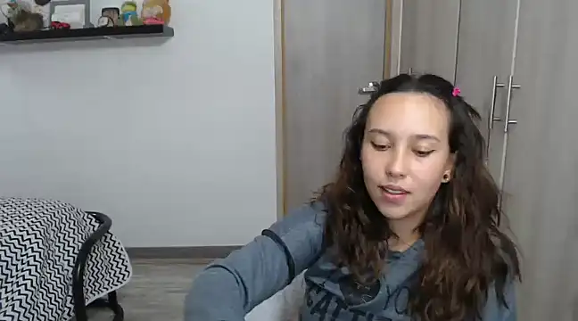 Snapshot of Skarlet_Adams28 chatting on January 11, 2025, 2:09 am Skarlet Adams28 online show from January 11, 2025, 2:09 am