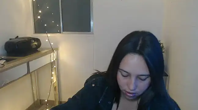 Snapshot of Skarlet_Adams28 chatting on January 22, 2025, 8:06 pm Skarlet Adams28 online show from January 22, 2025, 8:06 pm