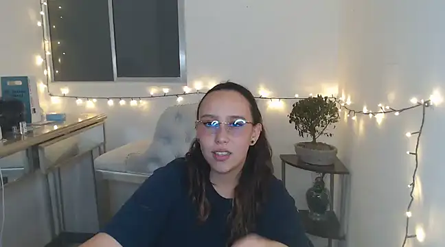 Snapshot of Skarlet_Adams28 chatting on January 30, 2025, 9:47 pm Skarlet Adams28 online show from January 30, 2025, 9:47 pm