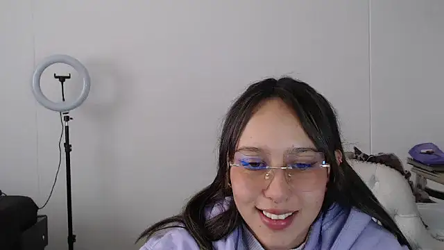 Snapshot of Skarlet_Adams28 chatting on March 9, 2025, 7:05 pm Skarlet Adams28 online show from March 9, 2025, 7:05 pm