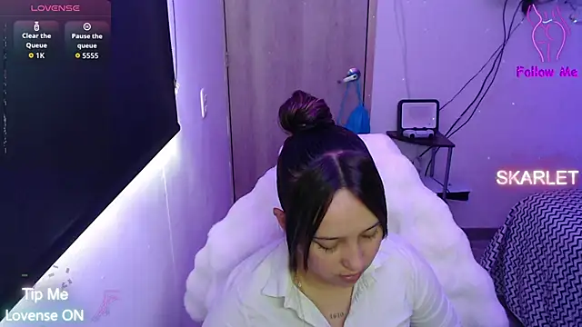 Snapshot of Skarlet_Adams28 chatting on October 2, 2025, 7:43 pm Skarlet Adams28 online show from October 2, 2025, 7:43 pm