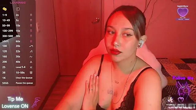Snapshot of Skarlet_Adams28 chatting on October 28, 2025, 7:27 pm Skarlet Adams28 online show from October 28, 2025, 7:27 pm