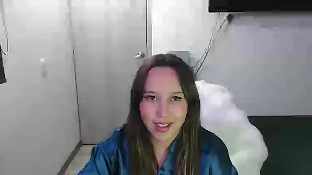 Snapshot of Skarlet_Adams28 chatting on November 6, 2025, 7:59 pm Skarlet Adams28 online show from November 6, 2025, 7:59 pm