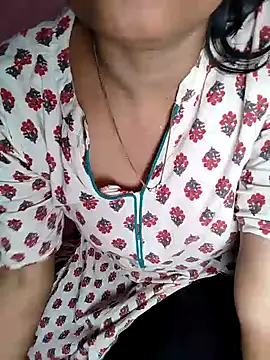 Snapshot of Shivani_Mumbai85 chatting on February 13, 2025, 3:29 am Shivani Mumbai85 online show from February 13, 2025, 3:29 am