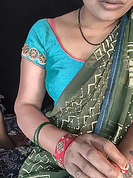 Snapshot of Shivani_Mumbai85 chatting on February 6, 2026, 5:27 pm Shivani Mumbai85 online show from February 6, 2026, 5:27 pm