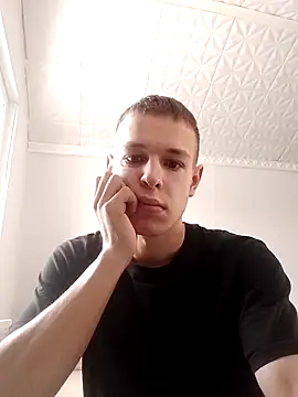 pretty roman online show from February 11, 2025, 10:37 am