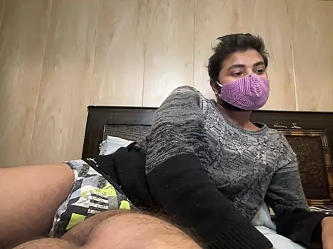 HornyLonda04 online show from January 17, 2025, 7:38 pm