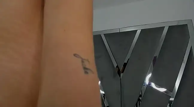 Snapshot of Sofia-candyht chatting on February 3, 2025, 9:18 pm Sofia-candyht online show from February 3, 2025, 9:18 pm