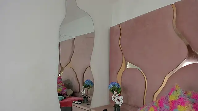 Snapshot of Sofia-candyht chatting on February 24, 2026, 8:40 pm Sofia-candyht online show from February 24, 2026, 8:40 pm