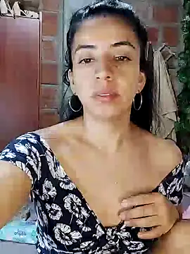 Snapshot of anngela01 chatting on January 16, 2025, 9:19 pm anngela01 online show from January 16, 2025, 9:19 pm