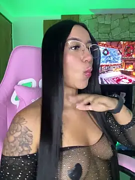 Tamara Roberts1 online show from December 13, 2024, 2:43 am