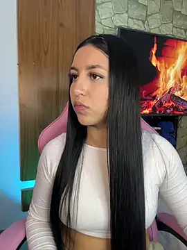 Tamara Roberts1 online show from March 19, 2025, 2:59 am