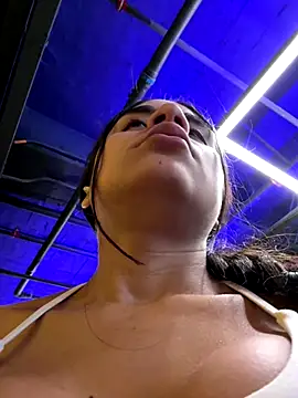 penelopesexx online show from November 4, 2025, 3:11 pm