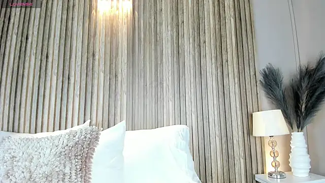 Snapshot of HannaPaola chatting on February 1, 2026, 12:04 pm HannaPaola online show from February 1, 2026, 12:04 pm