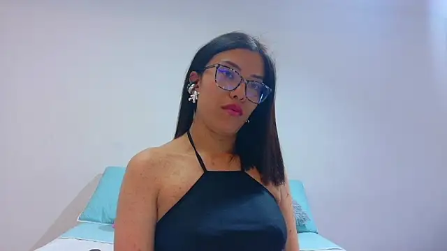  lucysmith online show from October 2, 2025, 4:52 am