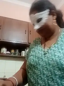 Snapshot of seemi_bhabhi chatting on February 2, 2025, 12:30 am seemi bhabhi online show from February 2, 2025, 12:30 am