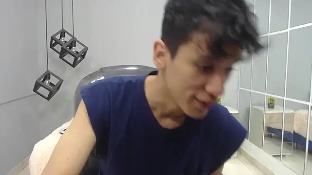 Snapshot of alan_ws chatting on December 7, 2024, 12:24 pm alan ws online show from December 7, 2024, 12:24 pm