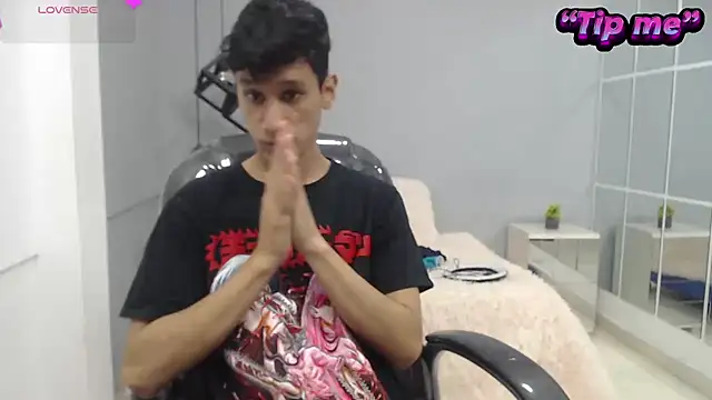 Snapshot of alan_ws chatting on December 12, 2024, 12:22 pm alan ws online show from December 12, 2024, 12:22 pm